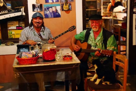 Musicians in Santorini having a really authentic night