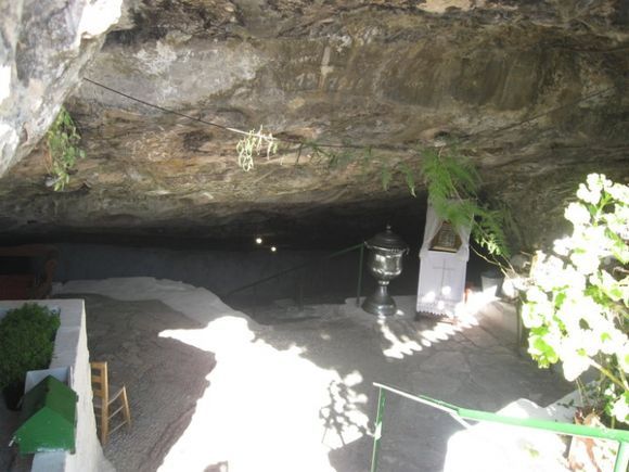entrance in the cave