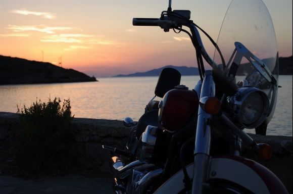 Sunset in Katapola with our Honda Shadow 750!