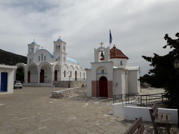 Paros