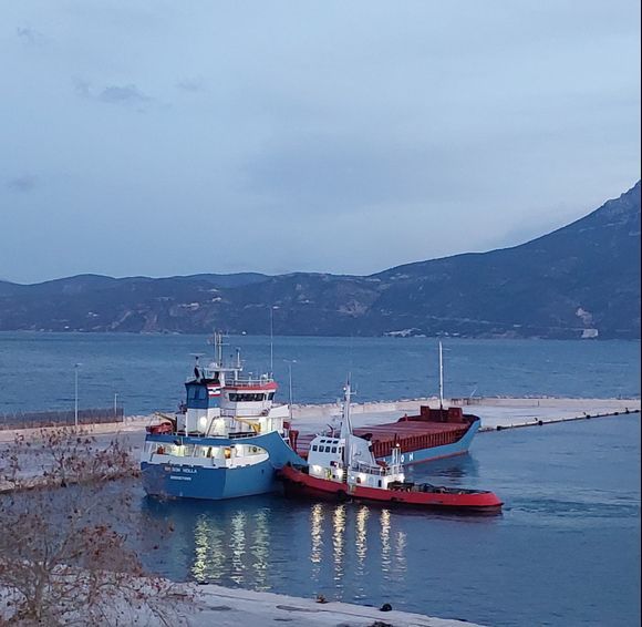 Kórinthos early morning 