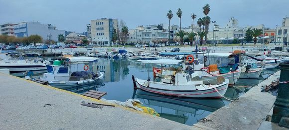 Korinthos marina late afternoon