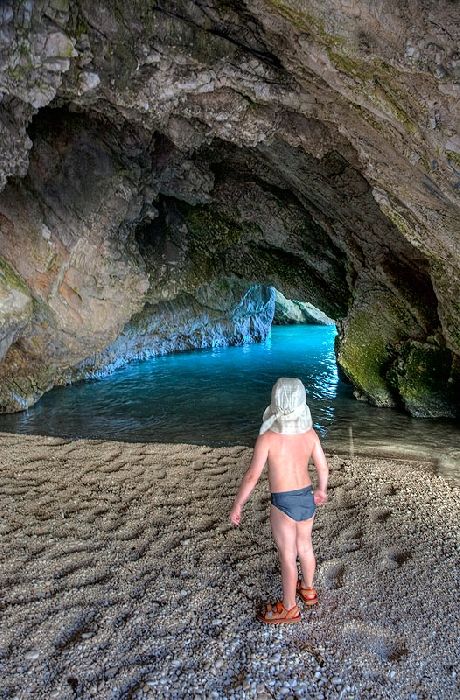 Myrtos Bay\'s Cave