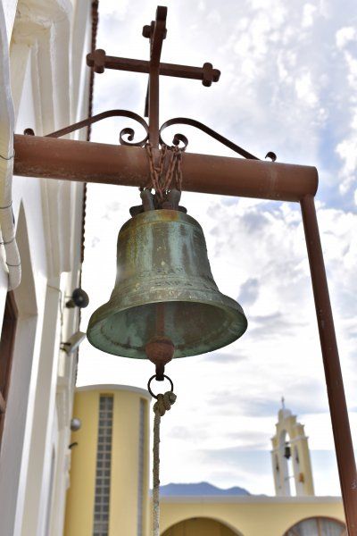 the lonesame church's bell