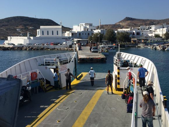 Ferry from Kimolos to Milos