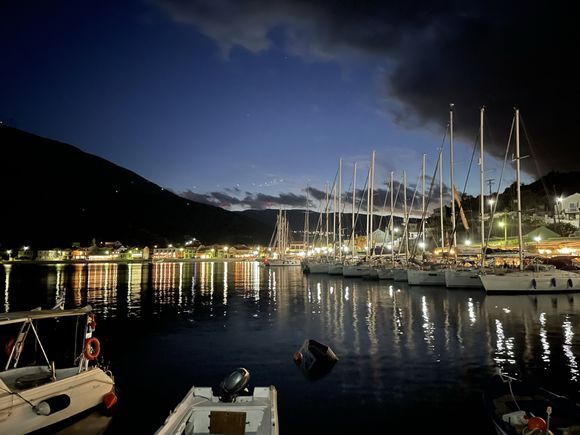 The harbour by night