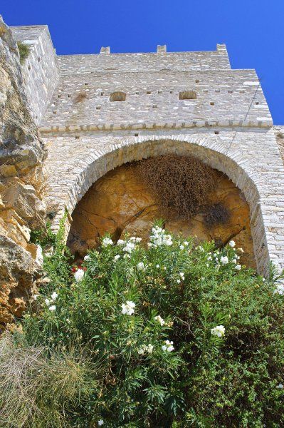 Venetian tower in the village of Apiranthos