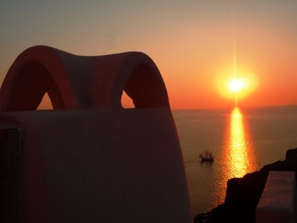Magic perspective of sunset in Oia