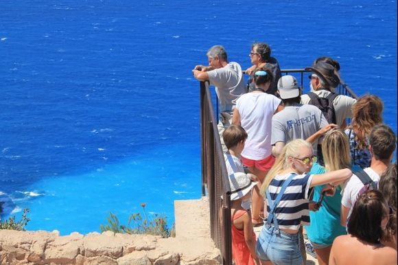 Navagio Belleview