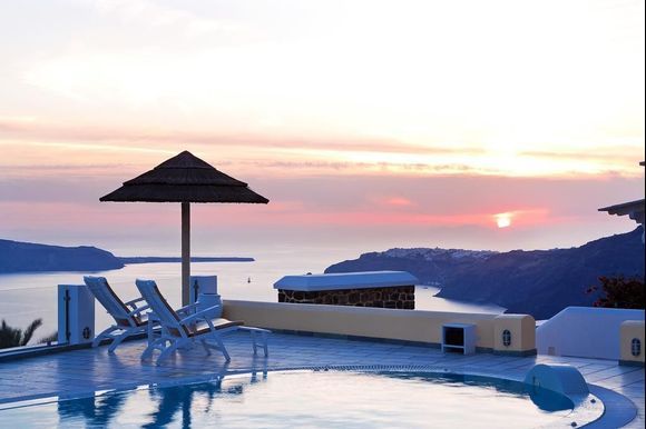 The famous sunset of Santorini is breathtaking, watching it from a pool hanging from the caldera is priceless! Santorini Princess hotel is truly the place to experience the sunset magic! Find out more here: bit.ly/2GA2hxu