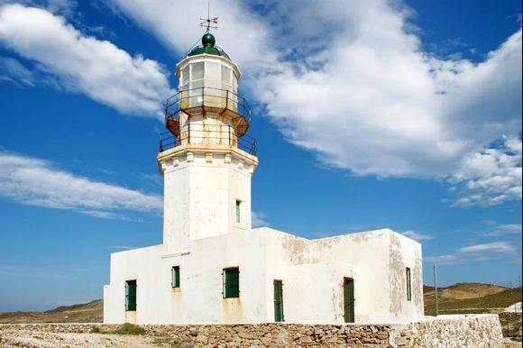 The lighthouse of Armenistis in Mykonos ⚓⚓
The  Lighthouse is ideally located in Cape Armenistis, a neighborhood of Mykonos. This old lighthouse stands like a mute testimony to the rich maritime past of Mykonos. 
Read more here 👉 http://bit.ly/2oN1Av5