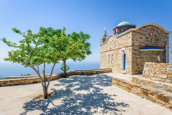Welcome to Ikaria, the island of longevity! ☀
