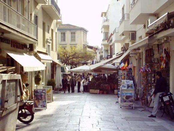 Plaka, old historical neighbourhood of Athens (1)