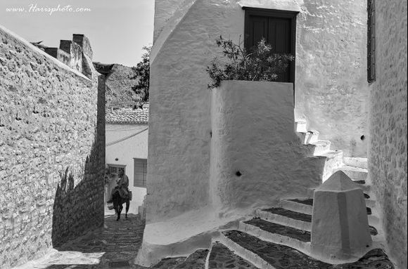 A typical day at Hydra island