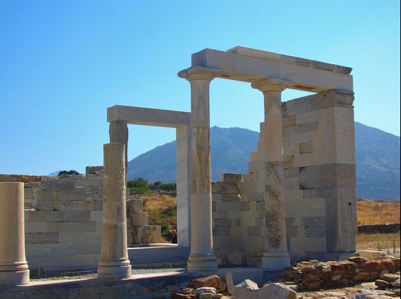 Temple from 6th century BC, made of finest Naxos marble