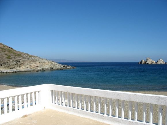 a terrace
Agios Georgios