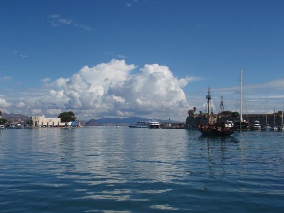 Kos, Port