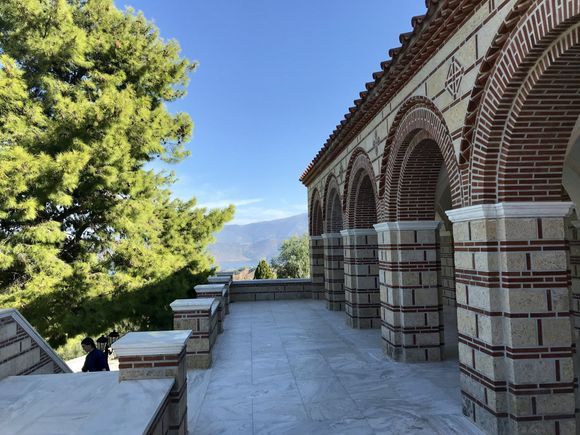 Stroll through the Alepochori monastery