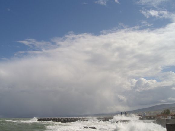 Storm, Rethymnon harbour