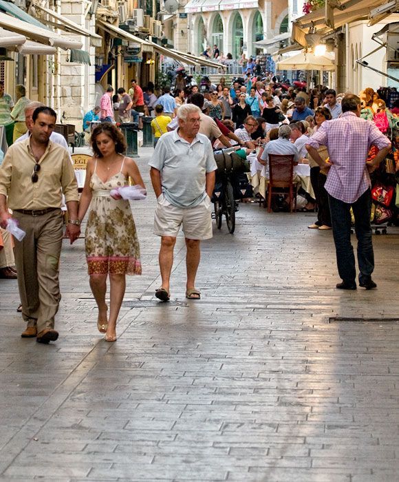 Street scene - Corfu town