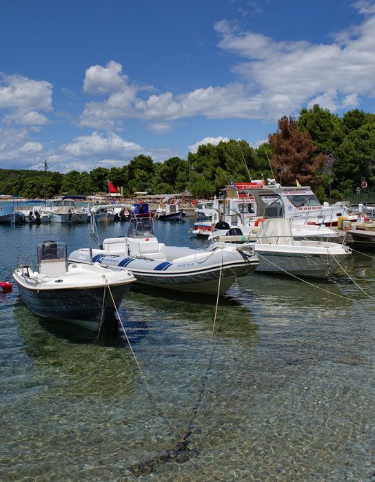 Koukounaries beach marina