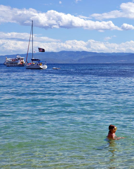 Koukounaries beach