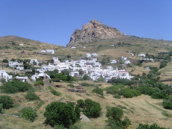 Exombourgo and the village Tripotamos