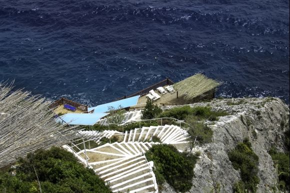 Stairs to the sea