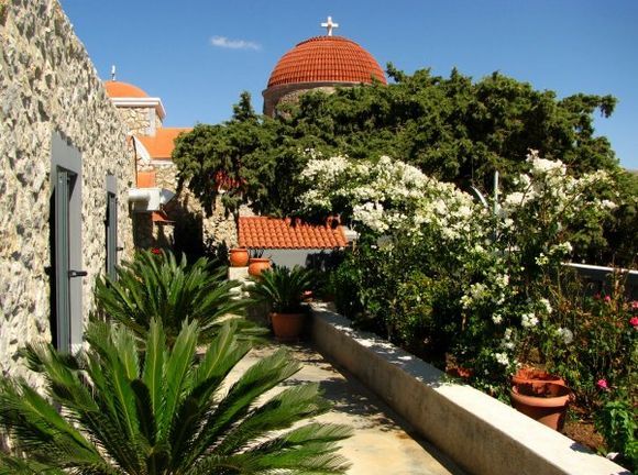 24-09-2013  Kalymnos: Monastery Agios Savvas