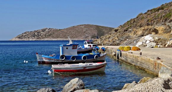 10-09-2018 Fourni: A small harbour on Ikaria