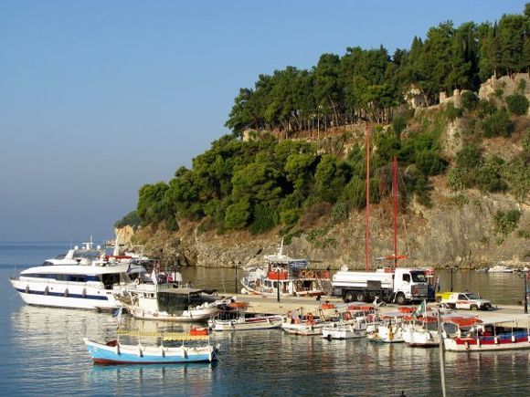 17-09-2010  Parga: In the morning sunshine