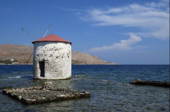 17-09-2014  Leros: Mill in the water