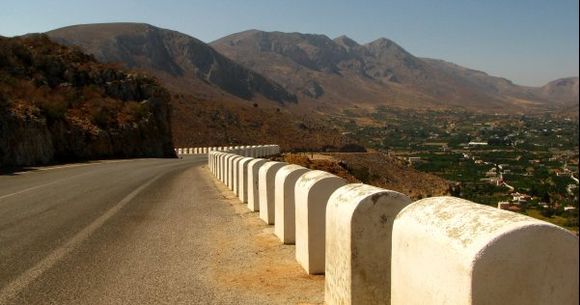 25-09-2013  Kalymnos: Road to Vathy