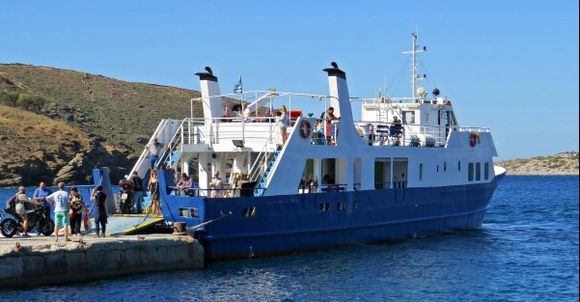 02-09-2017  Fourni: The ferry to Ikaria