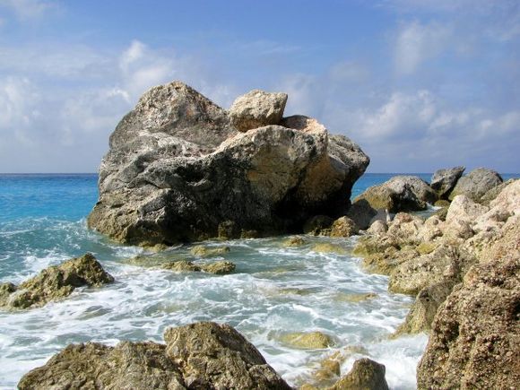 09-09-2010  Lefkas:  Rocks, water and sky