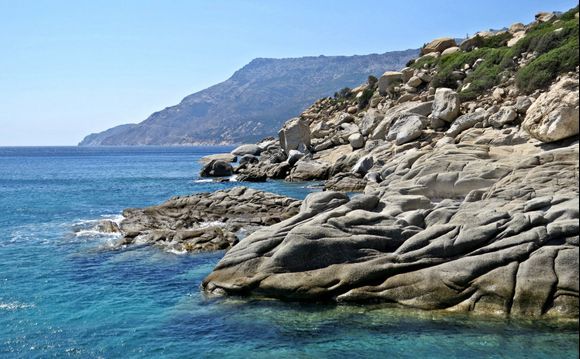03-09-2018 Ikaria: Seychelles, a verry good place for a swimm in the clear blue water