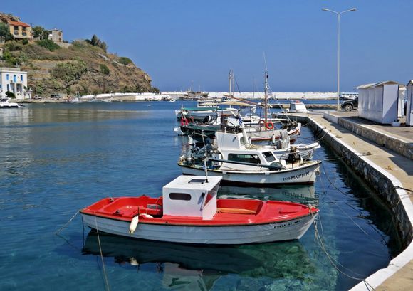 02-09-2018 Ikaria: The harbour of Evdilos