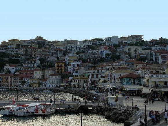 16-09-2010  Parga; Sart of the evening