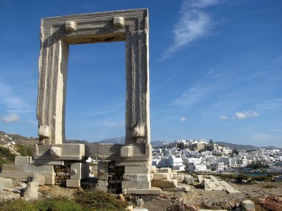 21-09-2009  Naxos: View on Naxos town through Portara