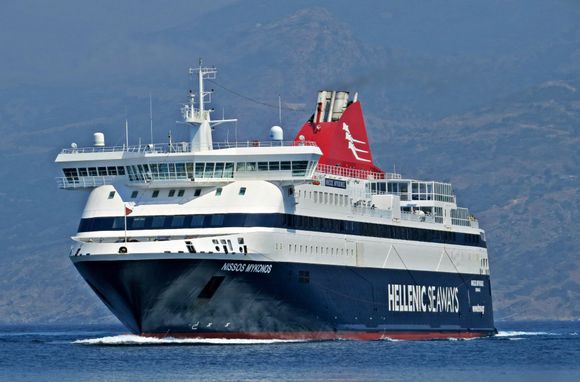 02-09-2018 Ikaria: Hellenci Seaways    ....Impressive