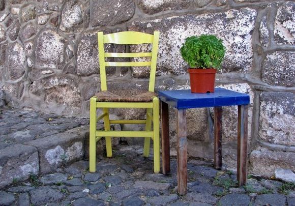 03-09-2011  Lesbos: Take a seat ...;-)