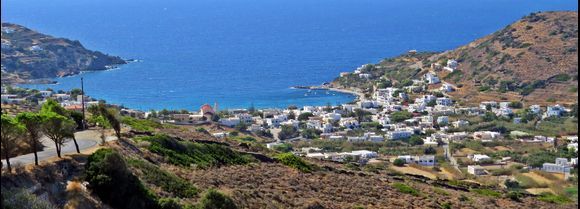 13-09-2022 Syros: Kini .....View on Kini, a nice little town on Syros Island