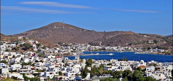 21-09-2022 Patmos: Skala ........The beautiful harbor town of Patmos