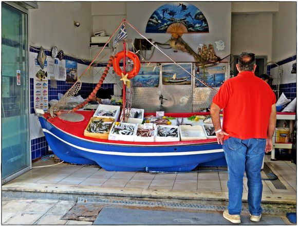 28-09-2021 Rethymnon: At the fishstore 