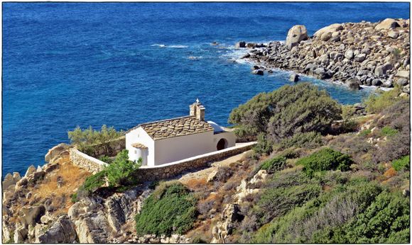 15-09-2019 Ikaria: Small church at sea