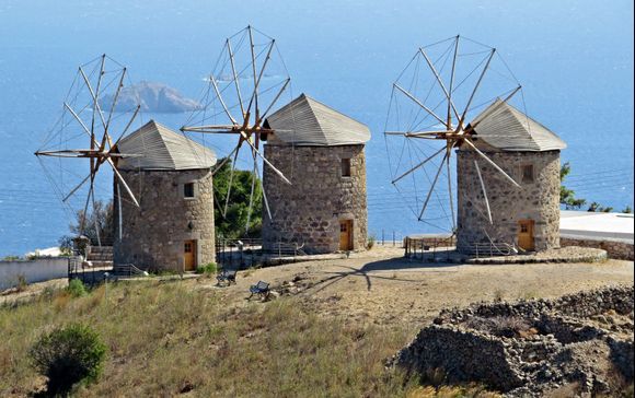 09-09-2020 Patmos: The three old mills near Chora