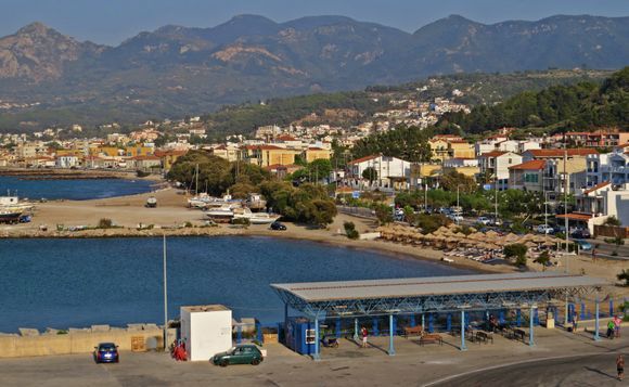 11-09-2019 Samos:  View on Karlovasi from the ferry .....
