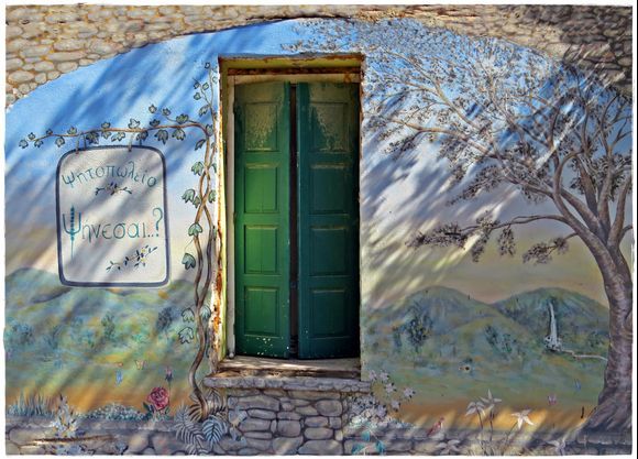 17-09-2019 Ikaria: Walpainting with a real door