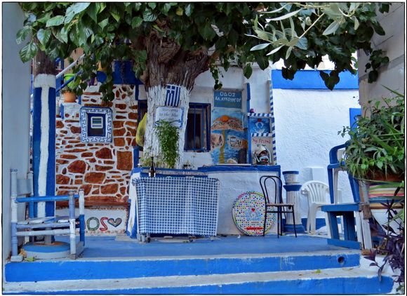 28-09-2022 Samos: Pythagorio .........Blue Street at Pythagorio