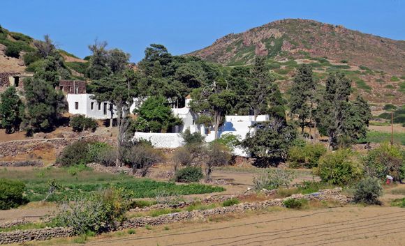 26-09-2019 Patmos: Monastery in de landscape of Patmos